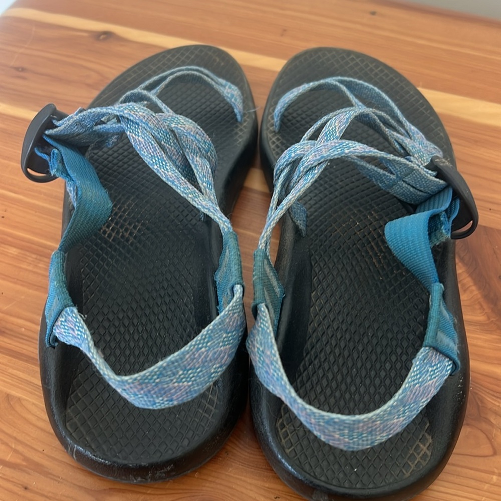 Chacos Without Toe Loop - image 2